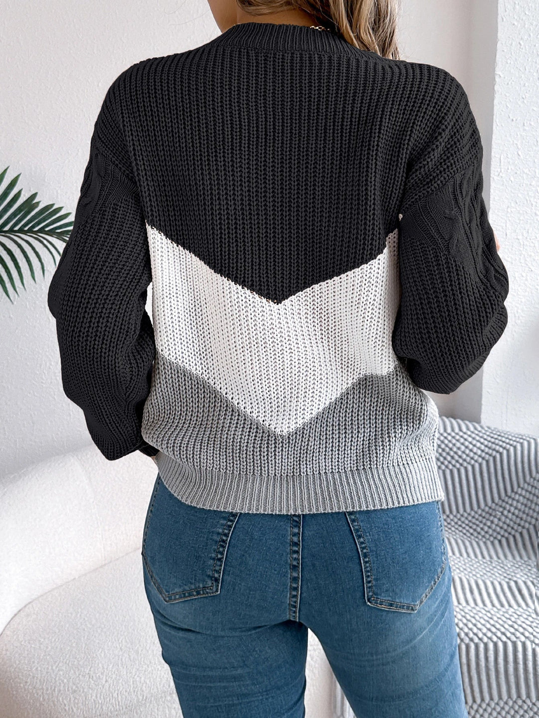 Karmina Colorblock Cable Stitch Sweater