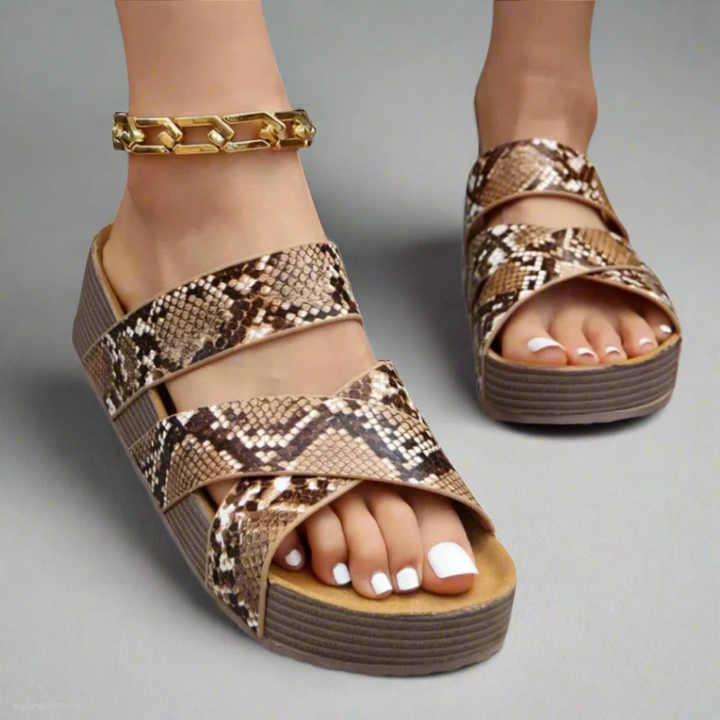 Dana Platform Sandals