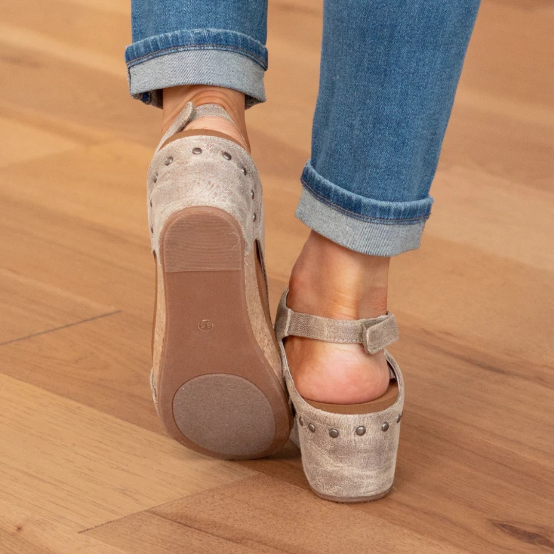 Linda Canyon Rise Platform Sandals
