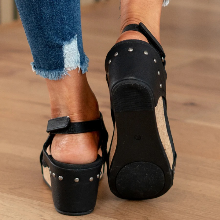 Linda Canyon Rise Platform Sandals