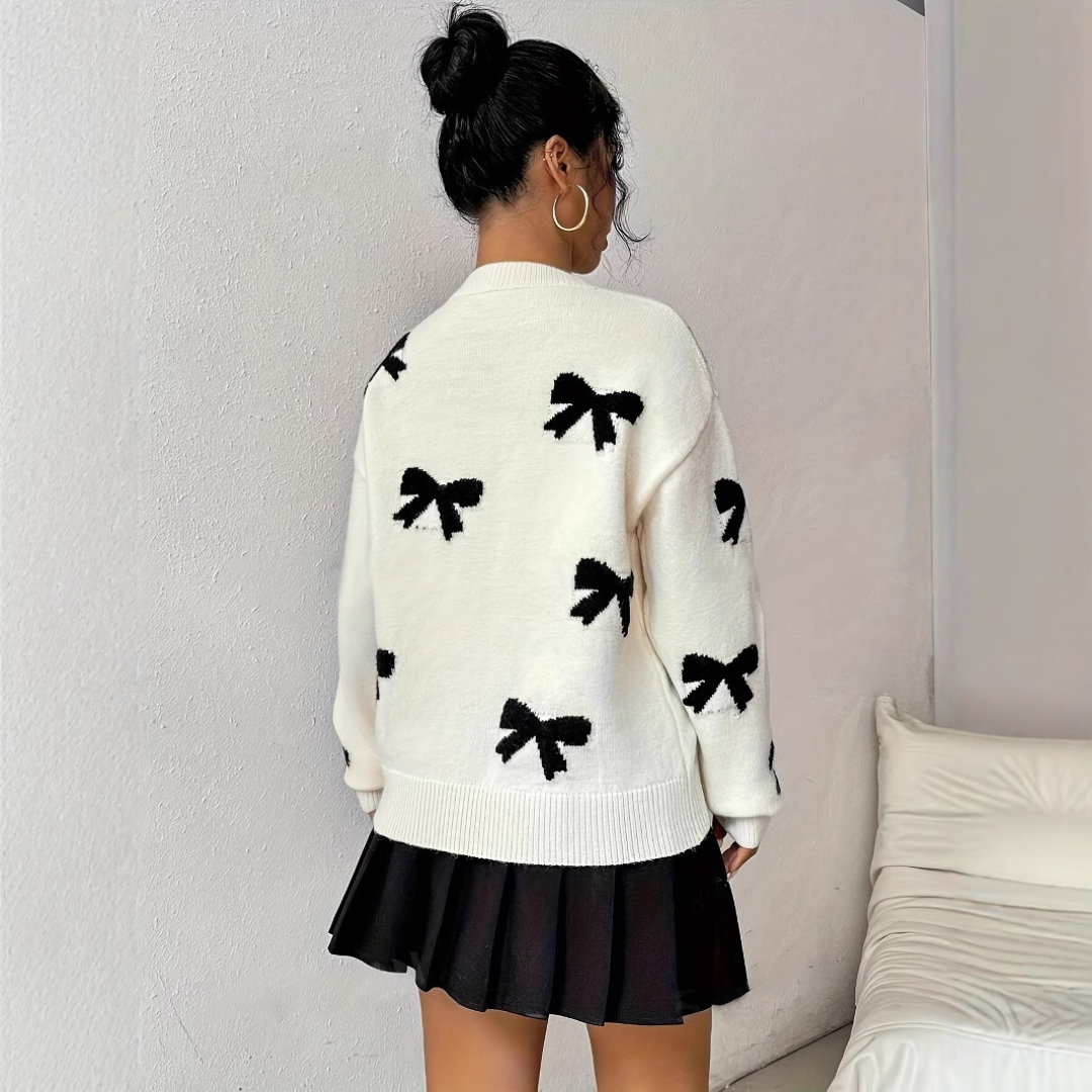 Ivy Bow Motif Crew Neck Sweater