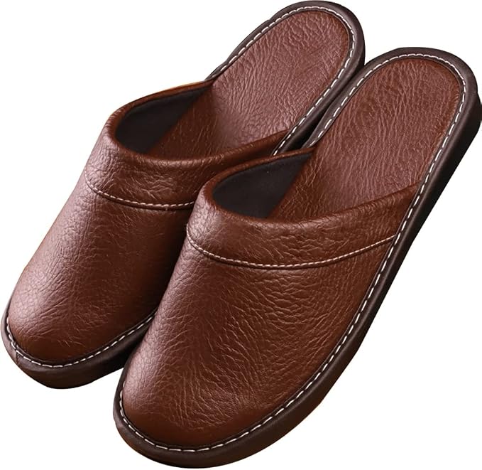 Jufel Textured Closed-Toe Slippers