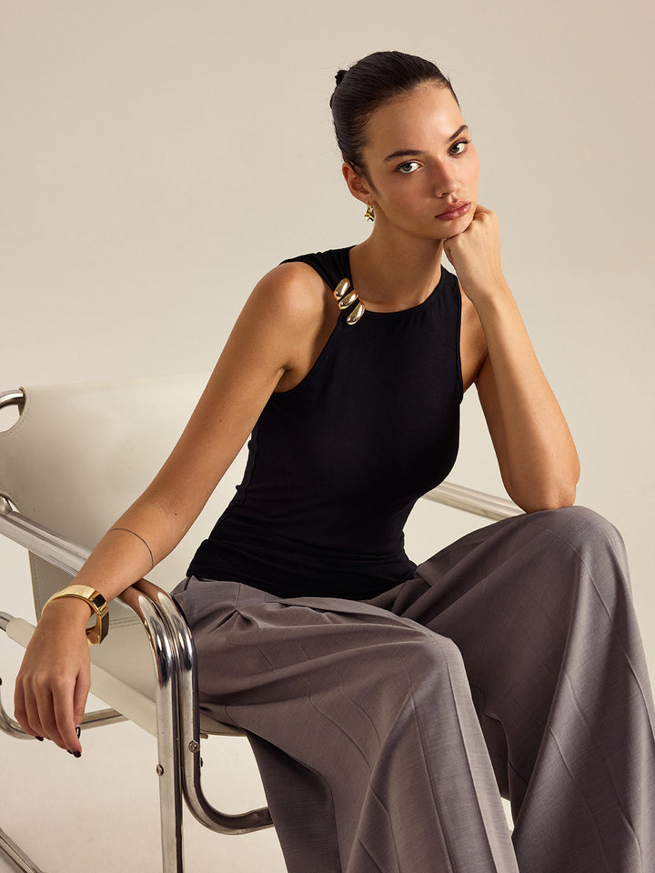 Indie Metal Detail Sleeveless Sculpt Top