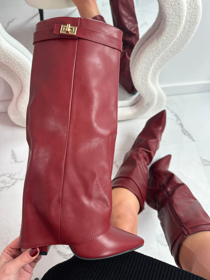 Mallie Pointed Toe Knee High Boots