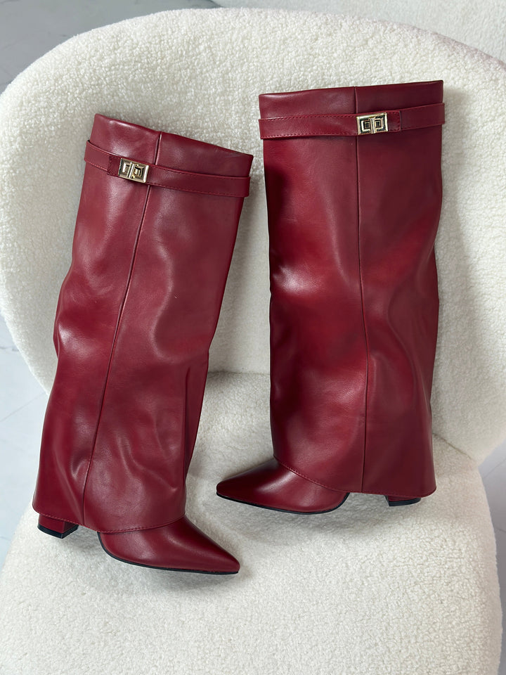 Mallie Pointed Toe Knee High Boots