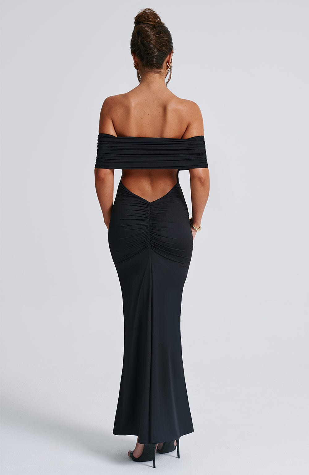 Leahlyn Draped Off Shoulder Maxi Dress