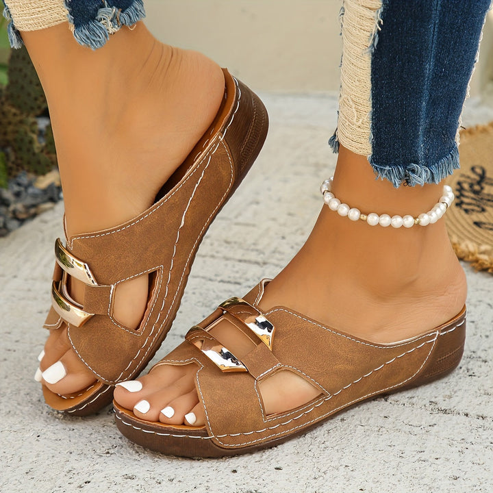 Everly Harbor Lane Slide Sandals