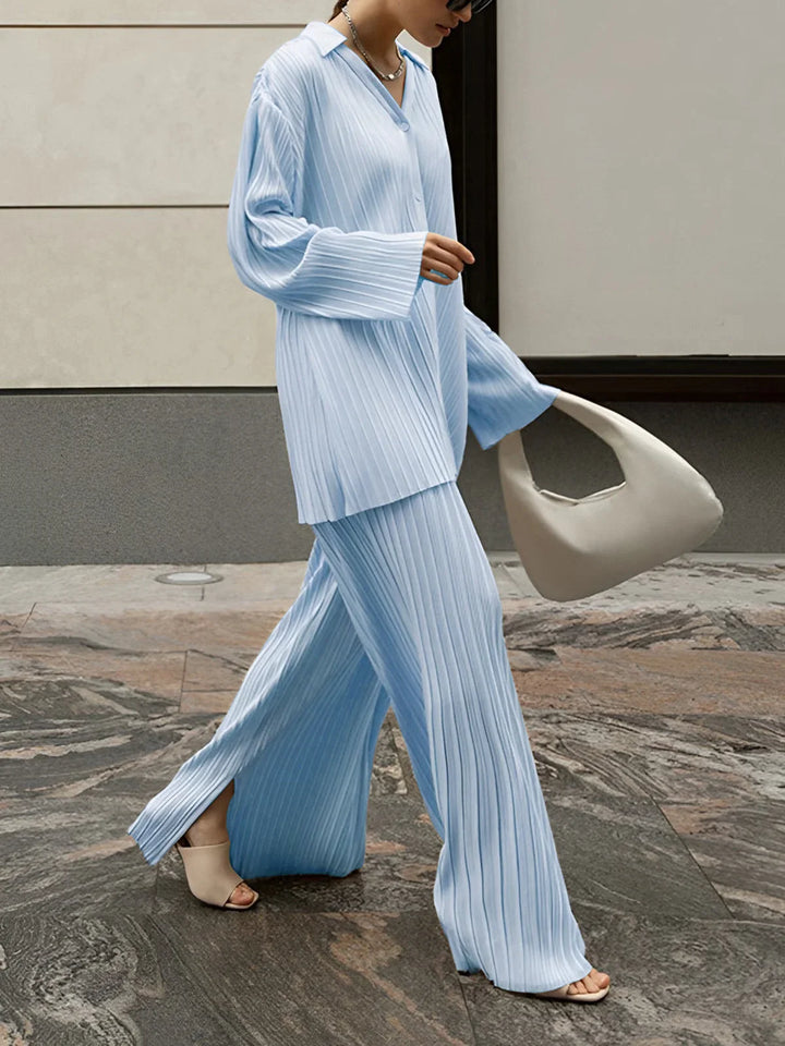 Elan Pleated Lounge Set