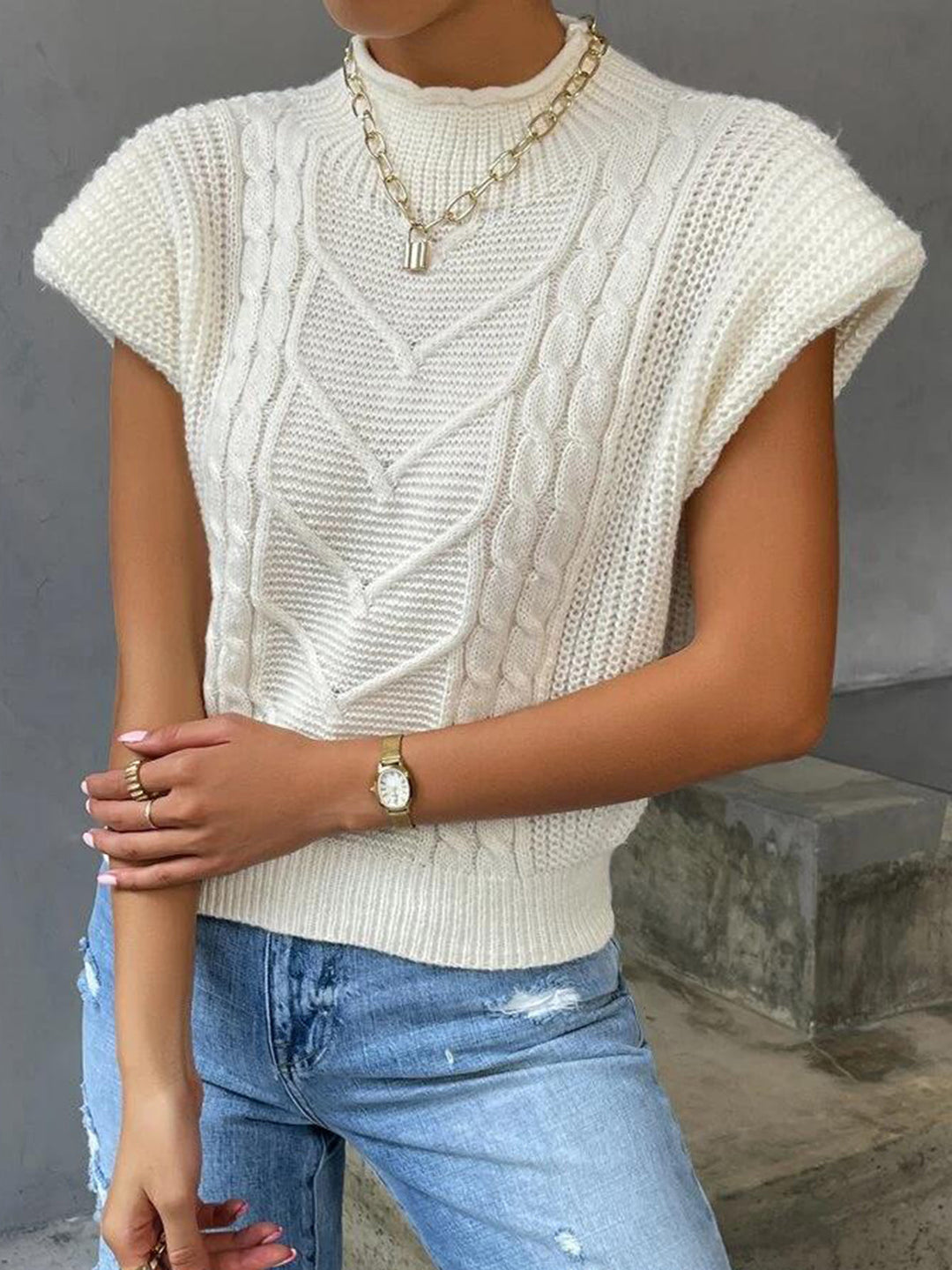 Tam Cable Sleeve Sweater Vest