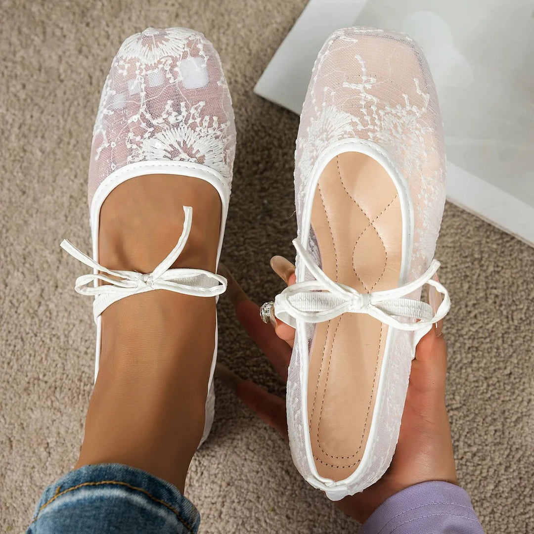 Joan Lace Ballet Flats
