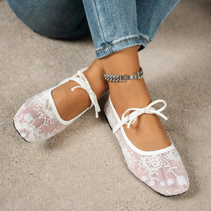 Joan Lace Ballet Flats