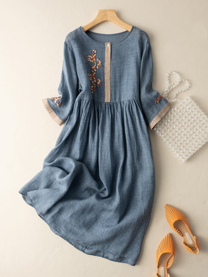 Lunaria Embroidered Midi Dress