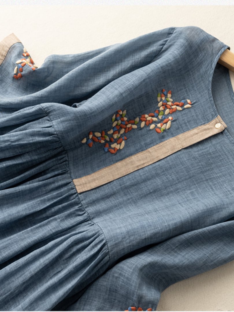 Lunaria Embroidered Midi Dress
